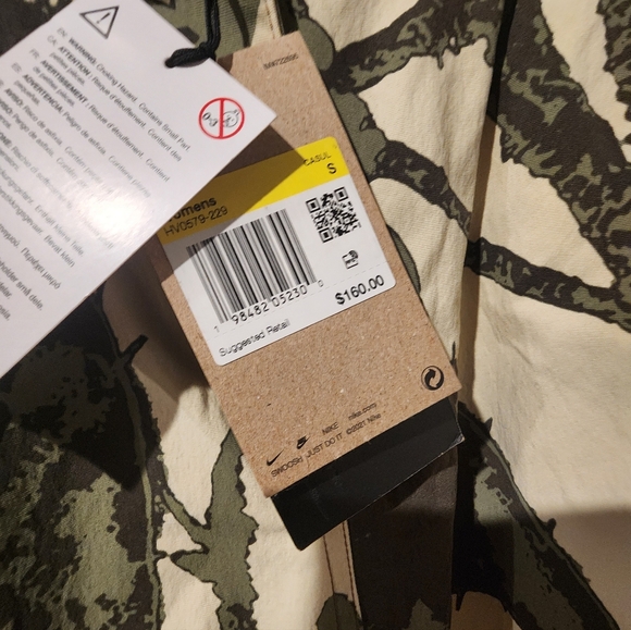 Women's Nike ACG Zip Smith Summit AOP Skirt - Picture 10 of 16